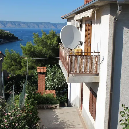 Guest house Jelsa