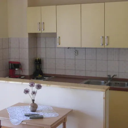 Guest House Jelsa