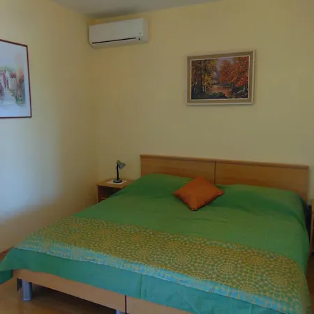 Guest House Jelsa 3* Jelsa (Hvar)